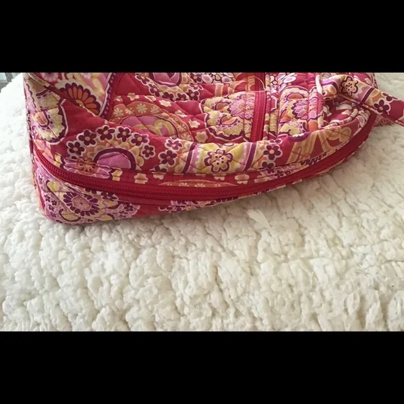 Vera Bradley Round Double Handle Tote/Purse - Picture 6 of 13